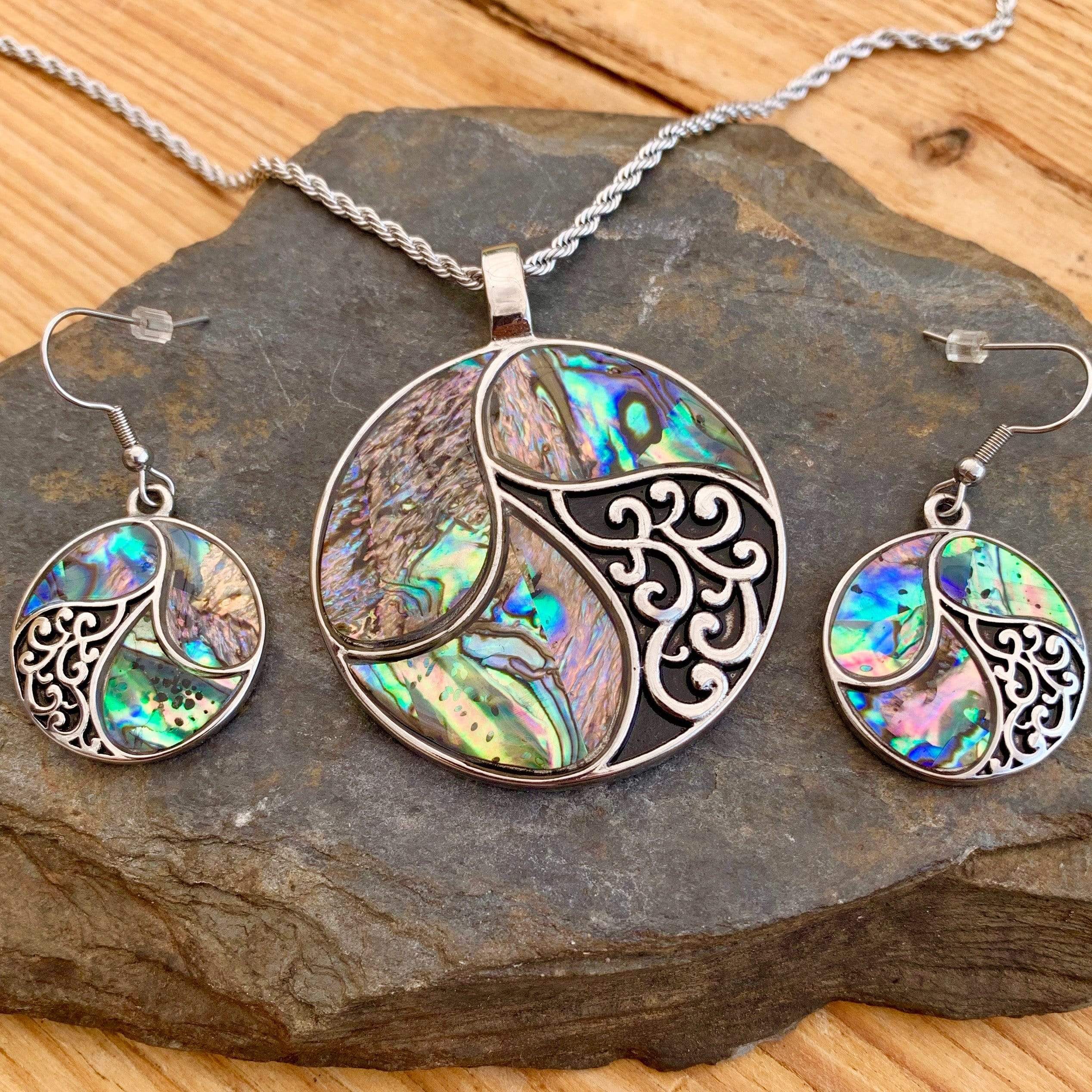 Sea Shell - Circle of Life Pendant - Rope Necklace - SK2555 - Image 3