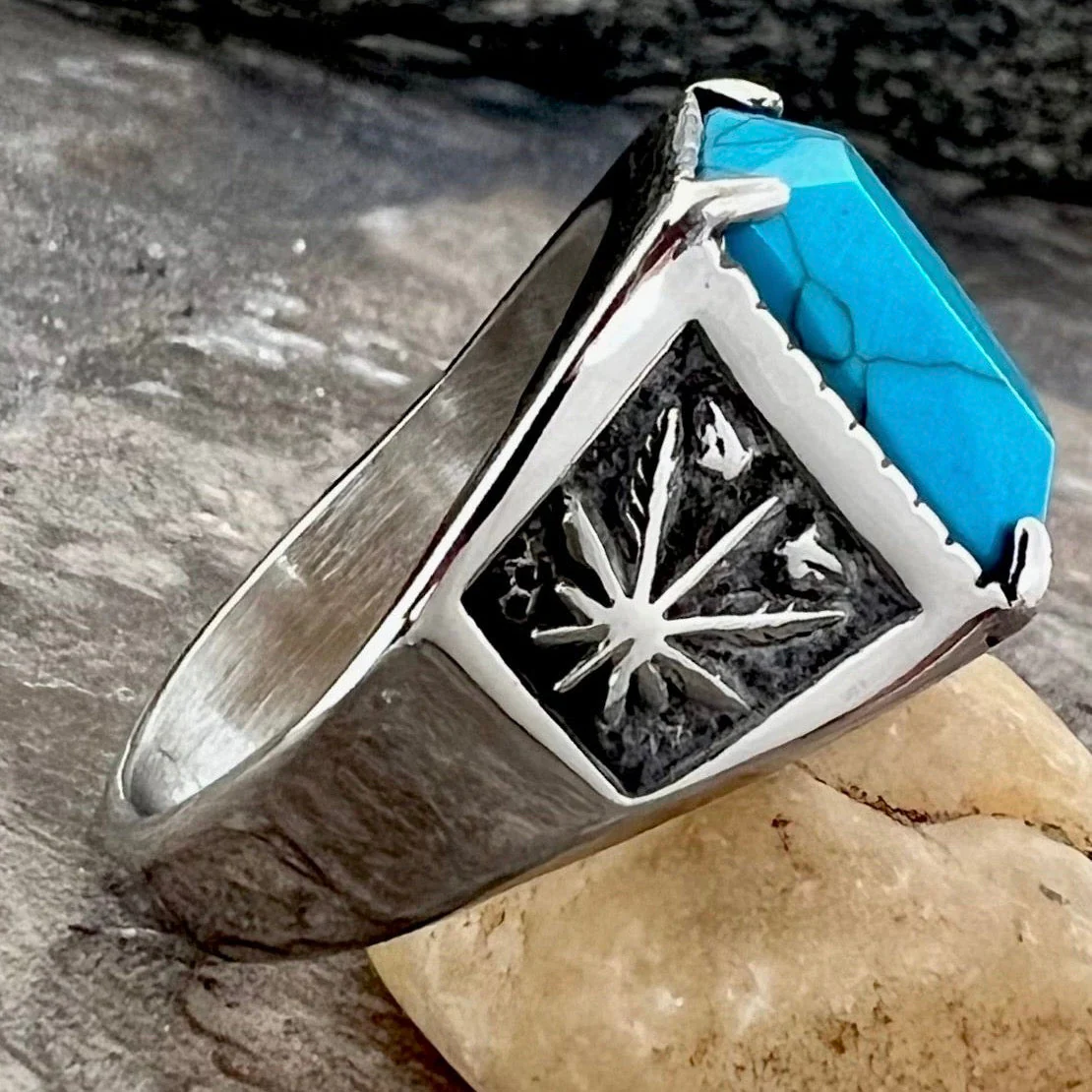 Blue Stone Ring - Weed - SLC71 CLEARANCE - Image 3